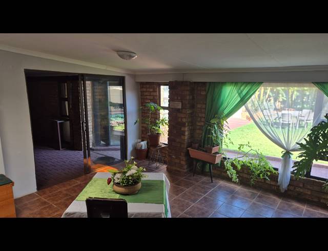 3 BEDROOM HOUSE FOR SALE IN BRENTHURST